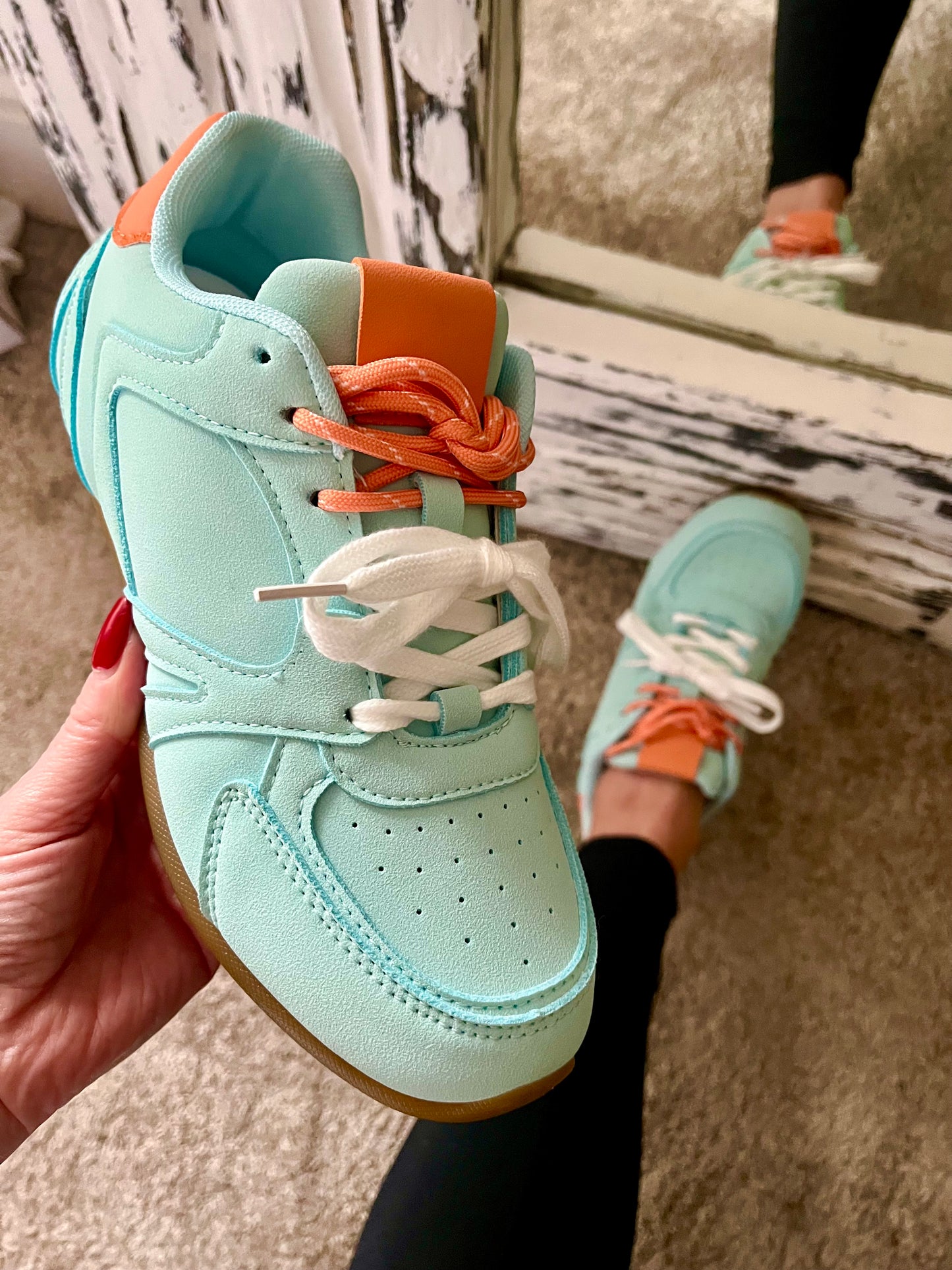 Aqua Fresh Trainers