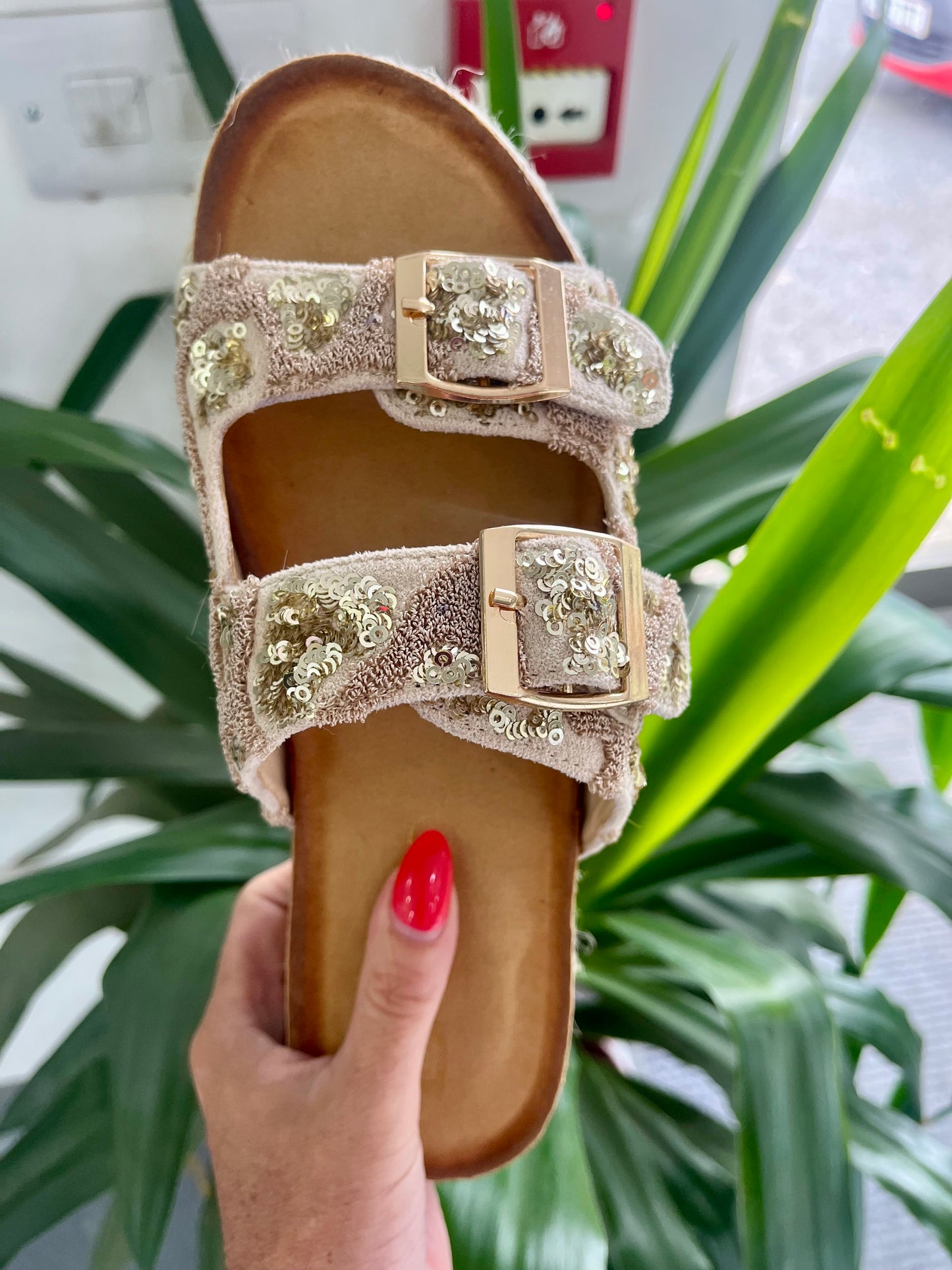 Gold/Beige Flatform Slides