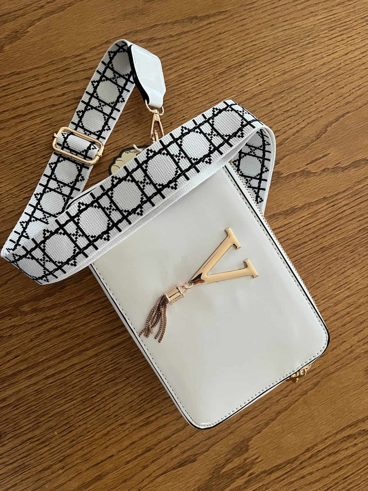 White V Tassel Cross Body Bag