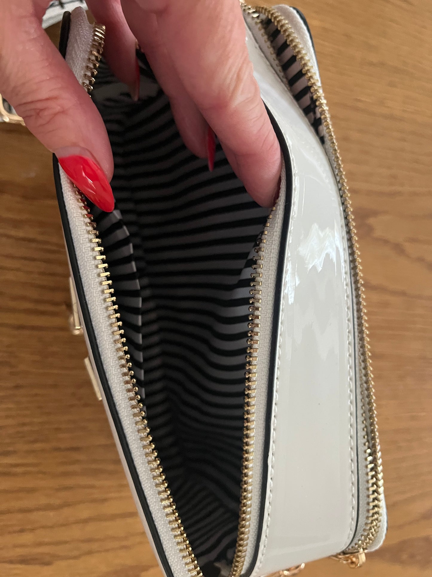 White V Tassel Cross Body Bag