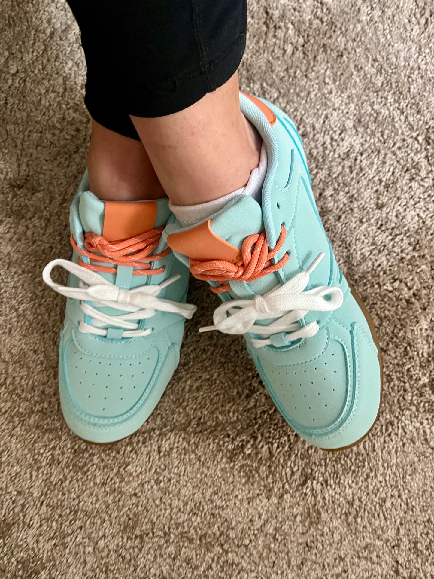 Aqua Fresh Trainers