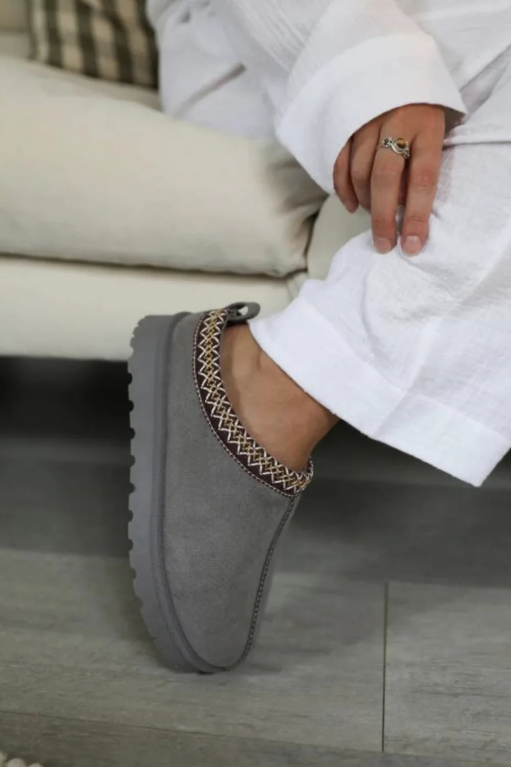 Aztec Outdoor Slippers - Grey